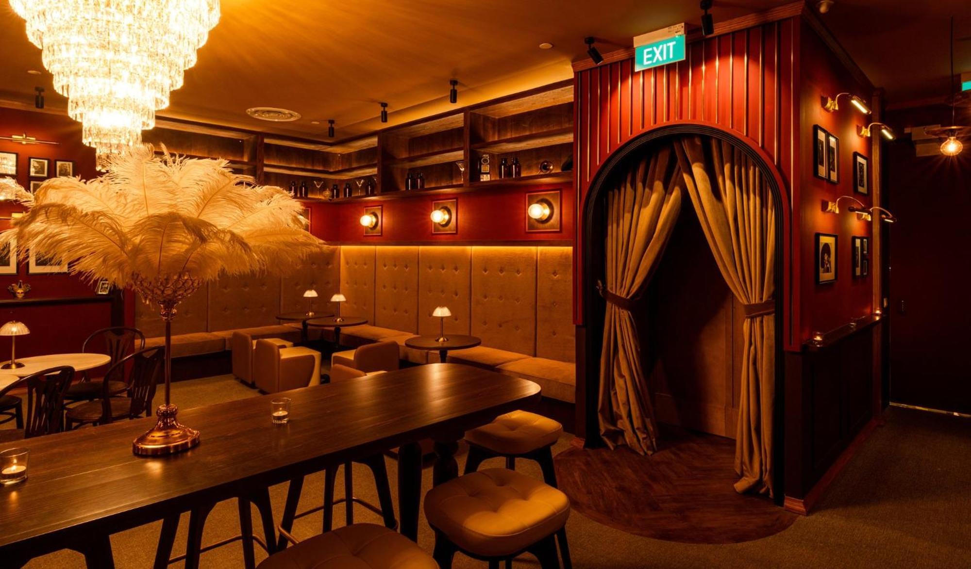 Voco Orchard Singapore By Ihg מראה חיצוני תמונה Interior of the bar